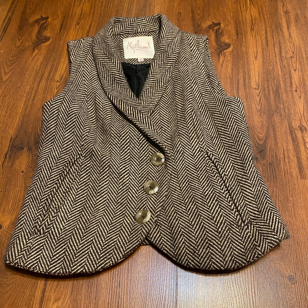 - Perfect Striped lined vest for Fall
